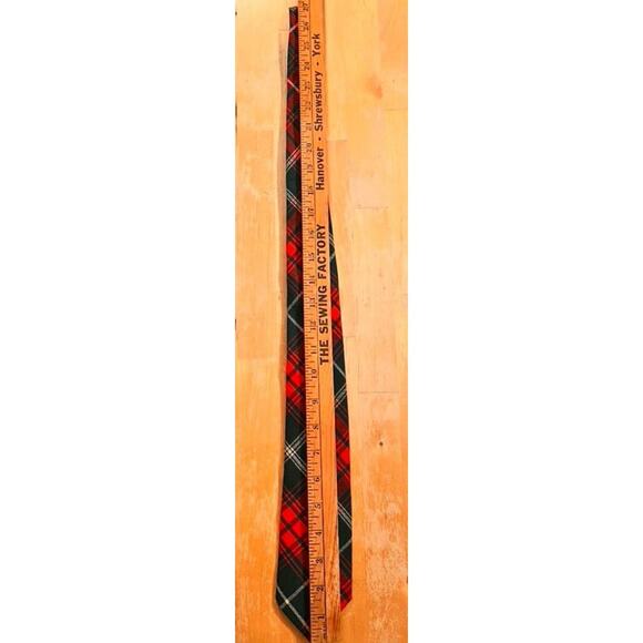 VTG Scottish Wool Plaid Tartan Tie Red Green White Clan Duke Rothesay Heritage - Picture 4 of 6